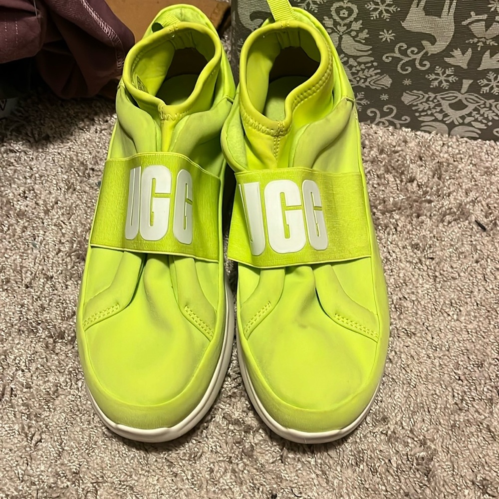 Ugg shoes
